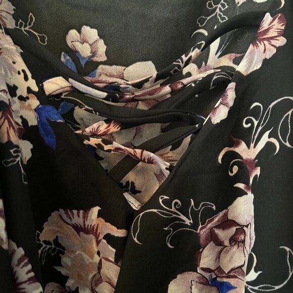 Indulge In Style Floral Print Ruffled Blouse - Picture 2 of 5